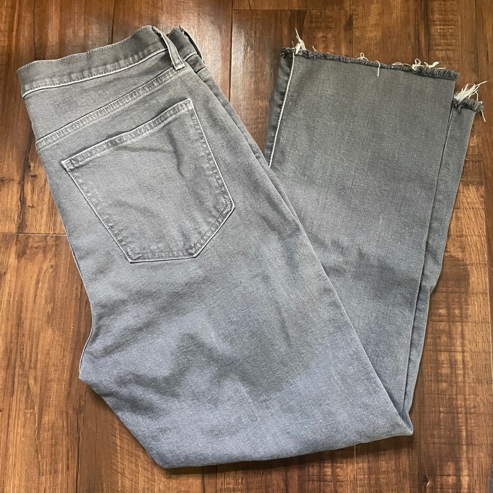 GAP High Rise Kick Fit Jeans in Gray With Distressed Hem